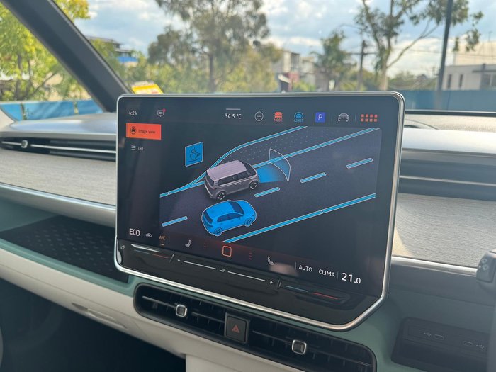 2024 Volkswagen ID. Buzz Pro BEV560