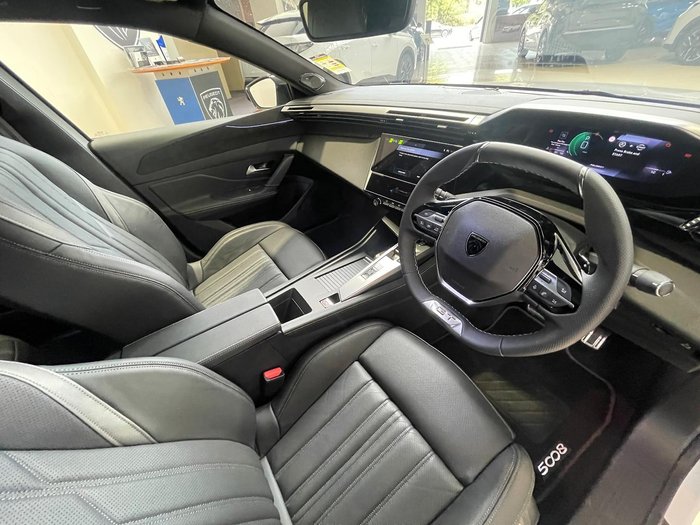 2024 Peugeot 408 GT Premium Hybrid