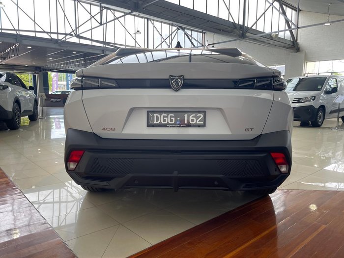 2024 Peugeot 408 GT Premium Hybrid