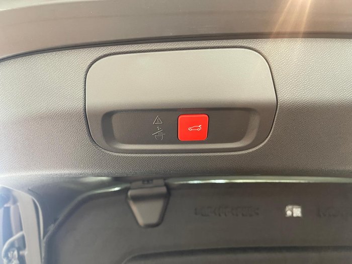 2024 Peugeot 408 GT Premium Hybrid