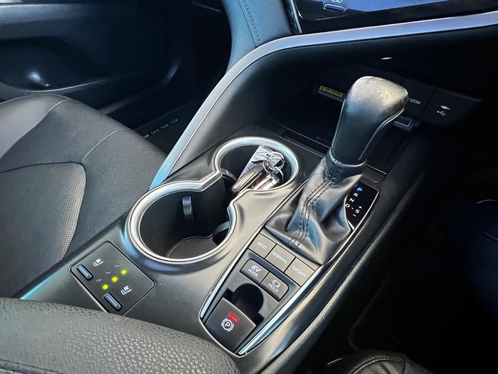 2019 Toyota Camry SL