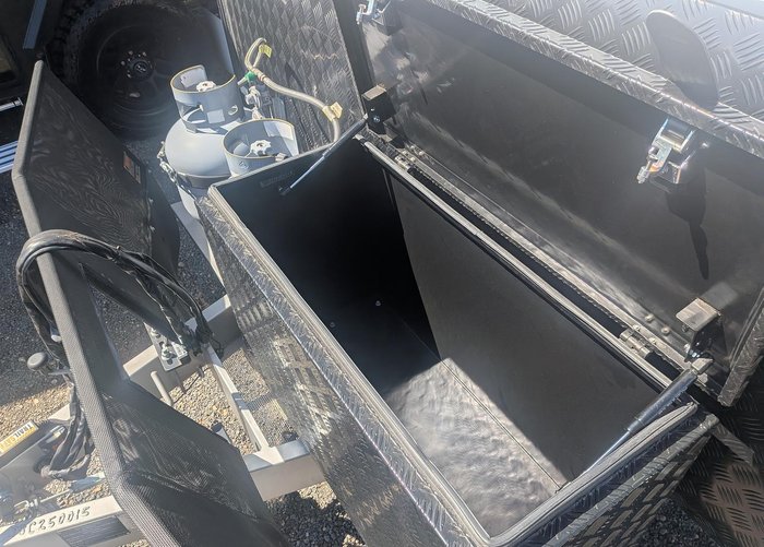 2025 Traveller Utopia (19'6)