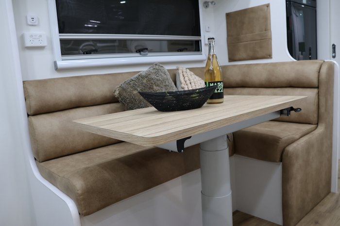 2025 Prime Edge WEEKENDER 18FT6 