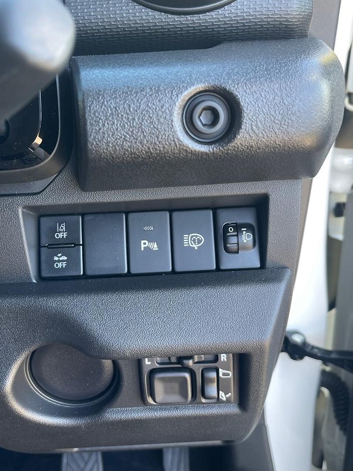 2025 Suzuki Jimny XL JJ 4X4 Dual Range Arctic White Pearl