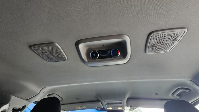 2025 Ford Tourneo Active