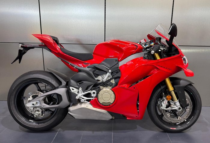 2025 Ducati Panigale V4 S Panigale V4 Red