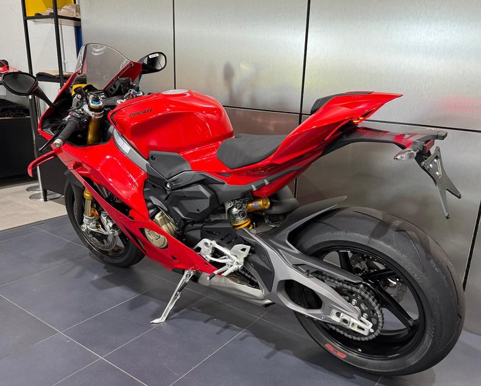 2025 Ducati Panigale V4 S Panigale V4 Red