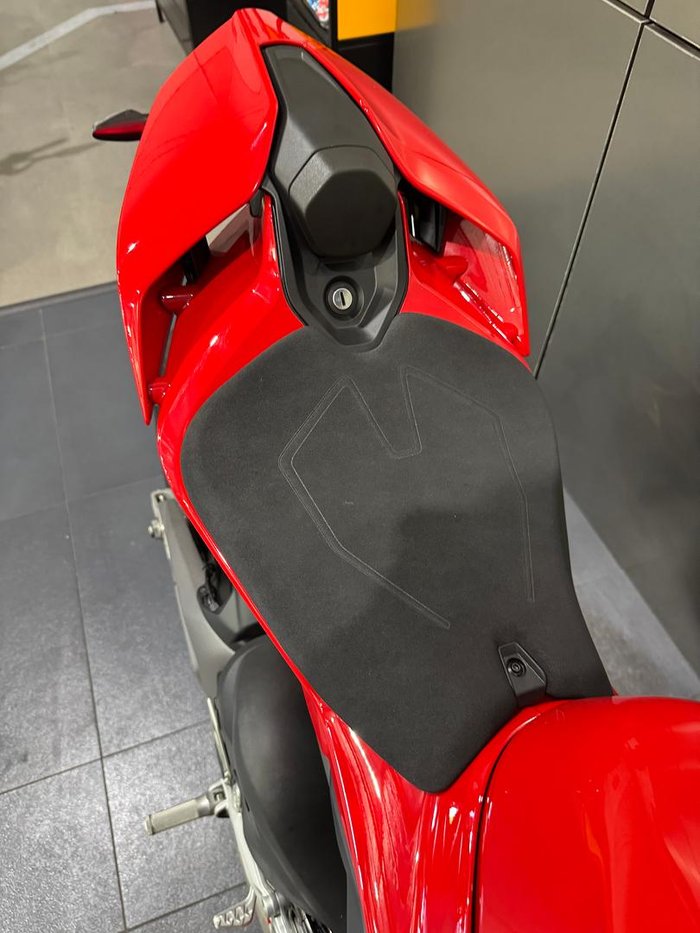 2025 Ducati Panigale V4 S Panigale V4 Red