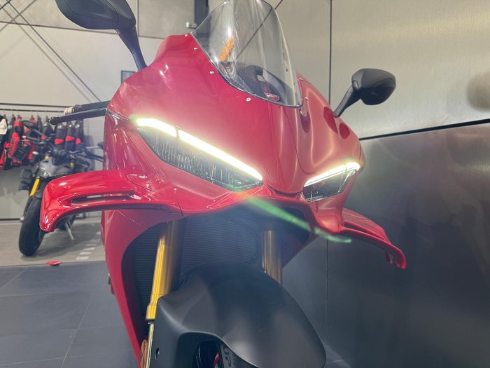 2025 Ducati Panigale V4 S Panigale V4 Red