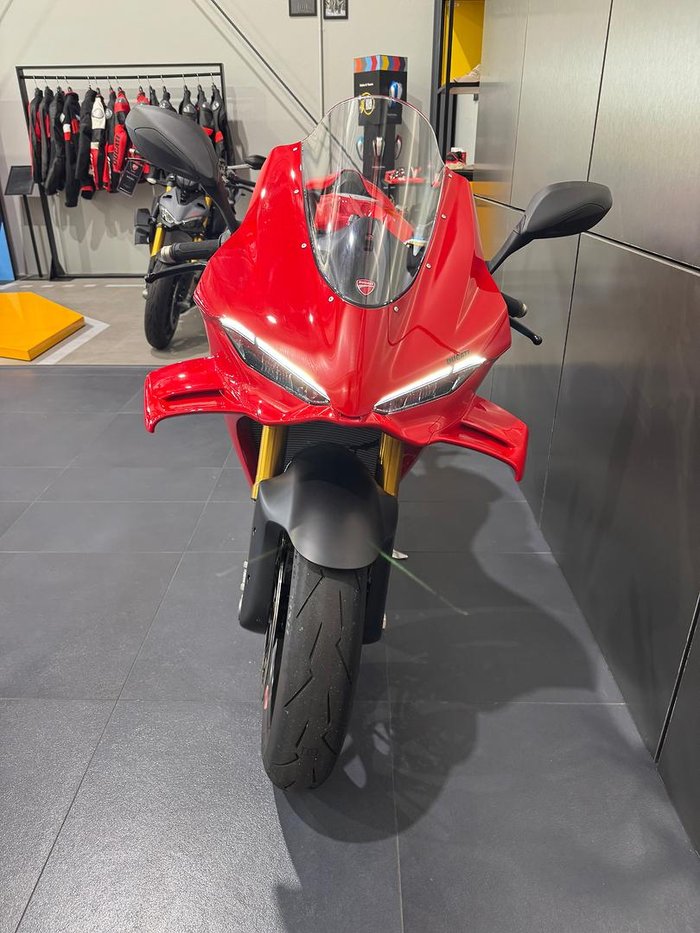 2025 Ducati Panigale V4 S Panigale V4 Red