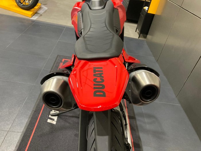 2025 Ducati Hypermotard 698 Mono Hypermotard Red