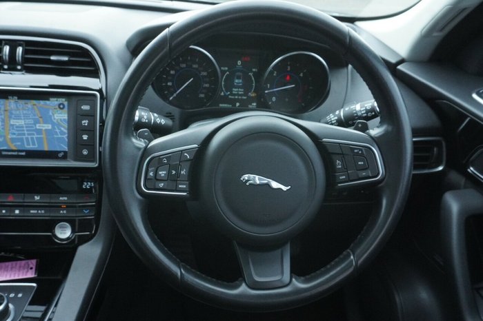 2016 Jaguar F-PACE 30d Prestige