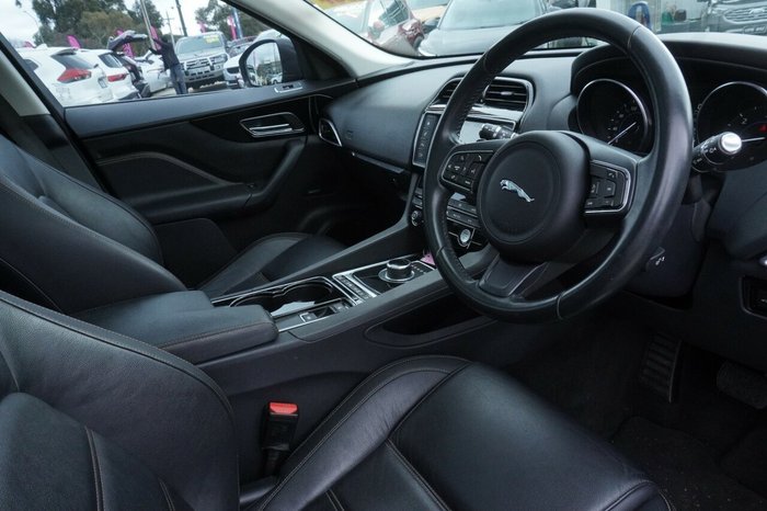 2016 Jaguar F-PACE 30d Prestige