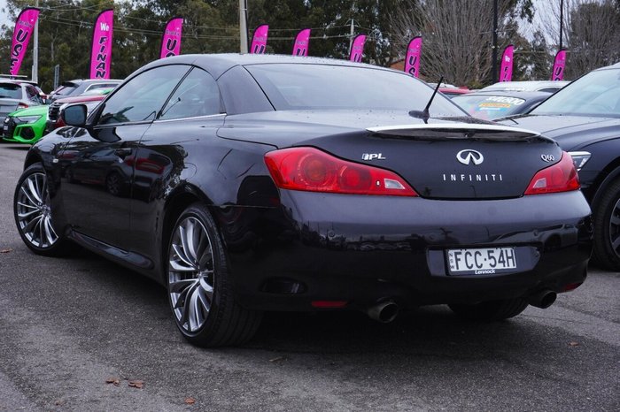 2014 INFINITI Q60 S Premium