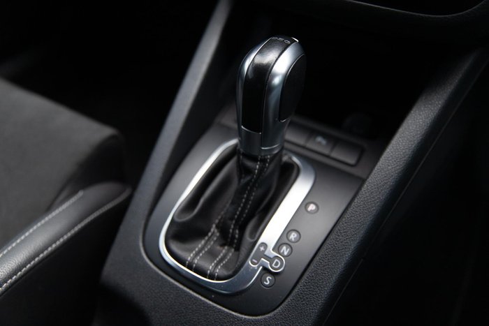2016 Volkswagen Scirocco R Wolfsburg Edition