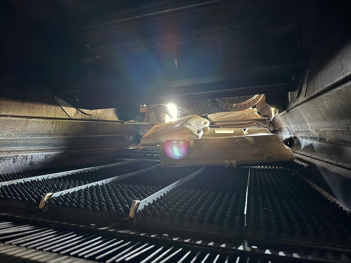 2016 New Holland Cr7.90 Combine Harvester