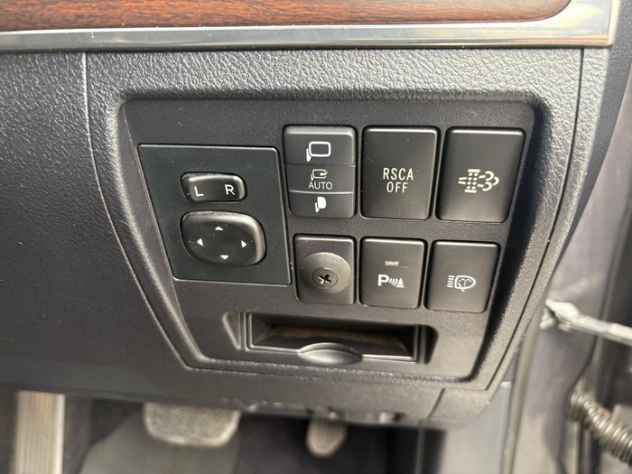 2017 Toyota Landcruiser VX