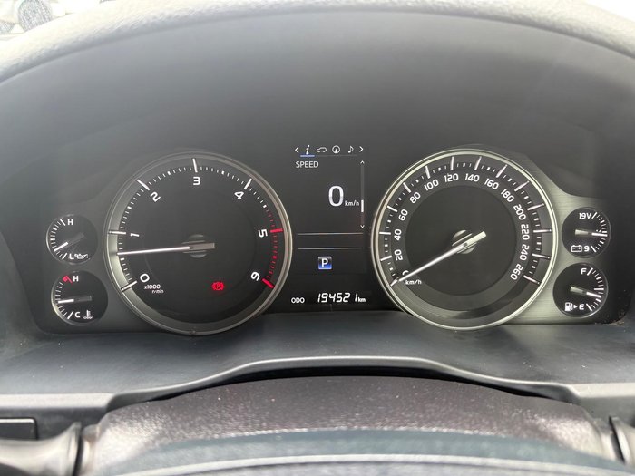 2017 Toyota Landcruiser VX