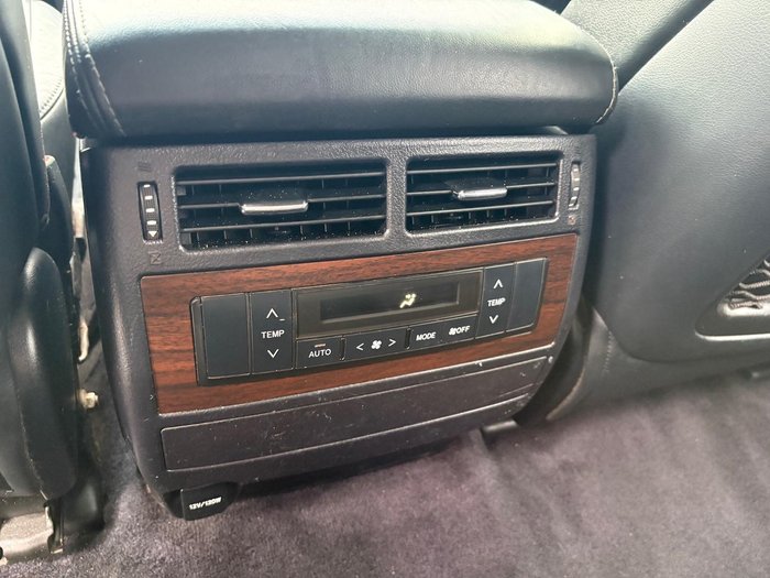2017 Toyota Landcruiser VX