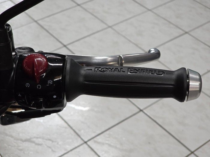 2024 Royal Enfield INTERCEPTOR 650 E5 DARK Blue