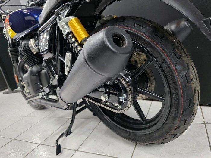 2024 Royal Enfield INTERCEPTOR 650 E5 DARK Blue