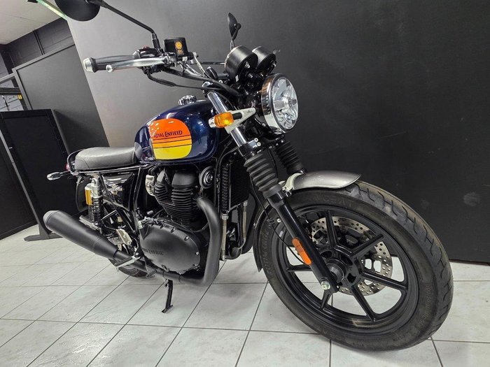 2024 Royal Enfield INTERCEPTOR 650 E5 DARK Blue