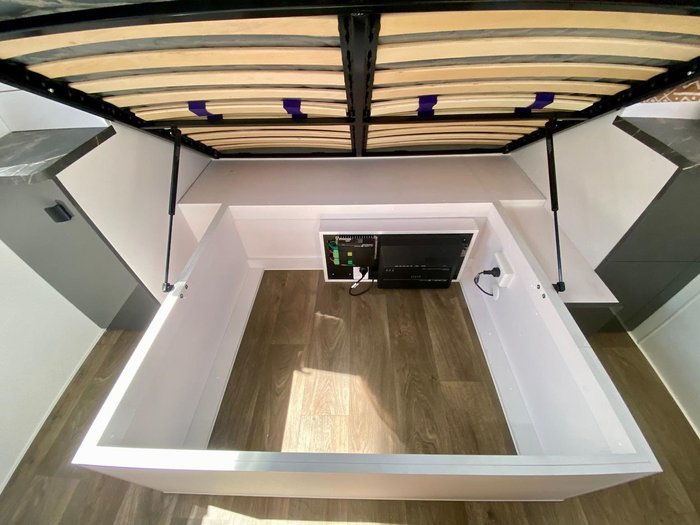 2025 Vivid Caravans NOMAD