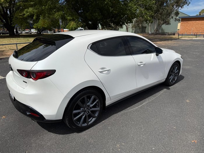 2022 Mazda 3 G20 Touring BP Series Snowflake White Pearl