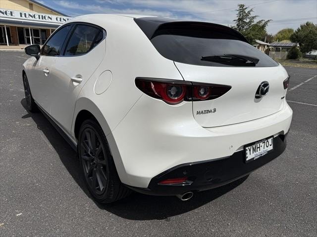 2022 Mazda 3 G20 Touring BP Series Snowflake White Pearl