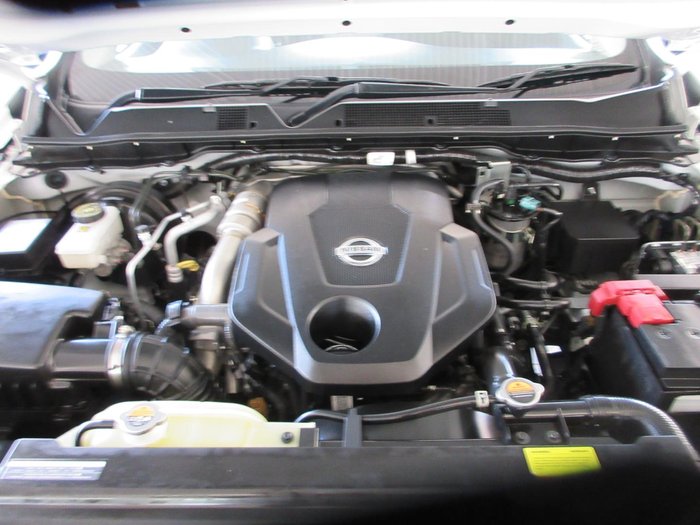2022 Nissan Navara SL