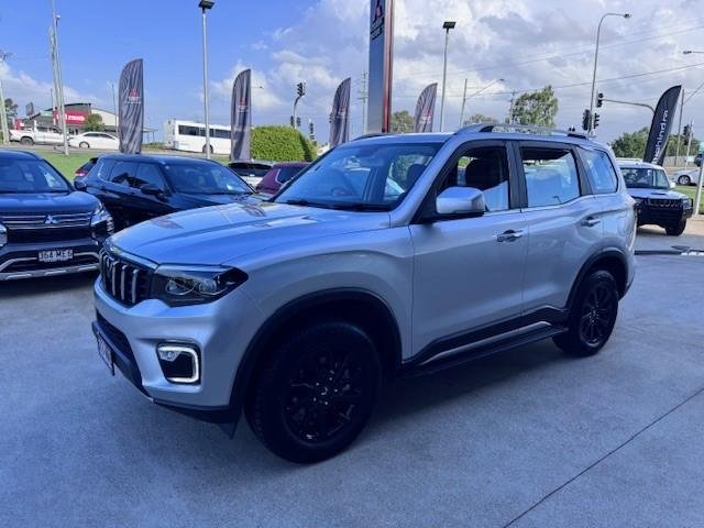 2023 Mahindra Scorpio Z8
