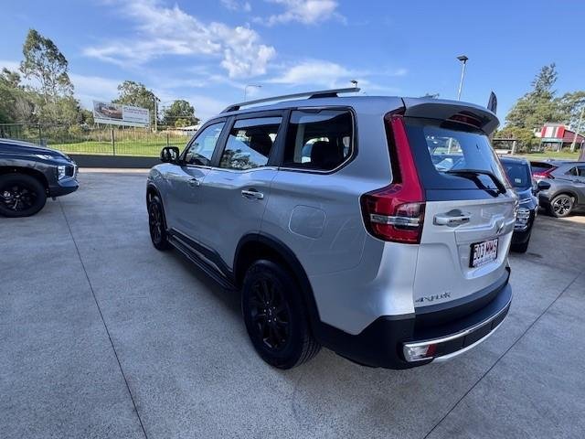 2023 Mahindra Scorpio Z8