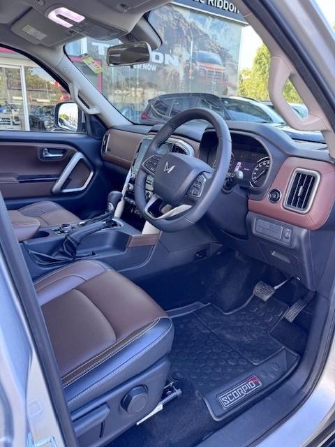 2023 Mahindra Scorpio Z8