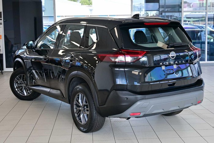2023 Nissan X-TRAIL ST