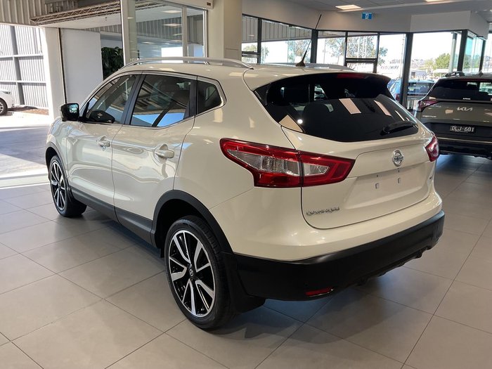 2017 Nissan QASHQAI Ti
