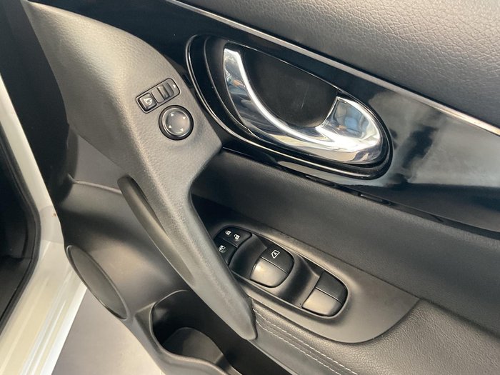 2017 Nissan QASHQAI Ti