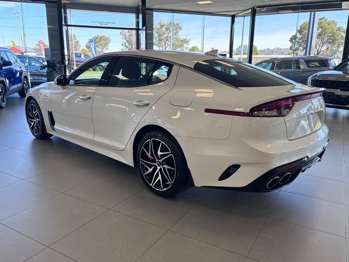 2023 Kia Stinger 330S