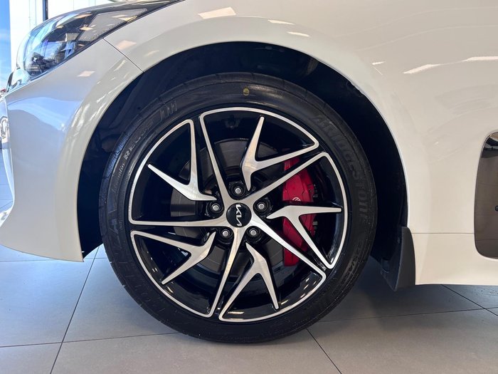 2023 Kia Stinger 330S