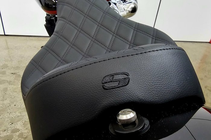 2018 Harley-Davidson Low Rider 107 (FXLR) Softail Black