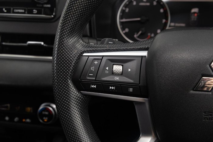 2023 Mitsubishi Outlander ES