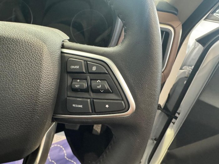 2025 Mahindra Scorpio Z8L