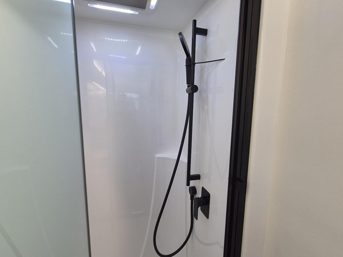 2025 New Age Caravans Manta Ray 15Ft Embark