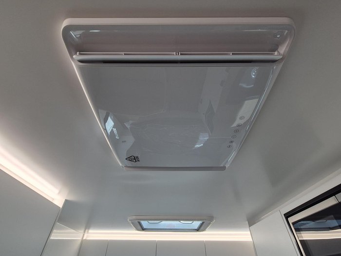 2025 New Age Caravans Manta Ray 15Ft Embark