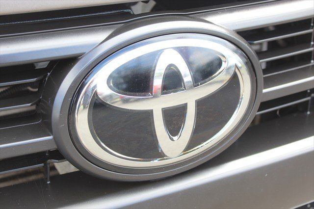 2020 Toyota Hilux SR