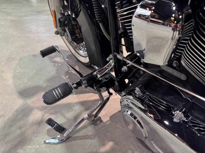 2016 Harley-davidson FLSTC HERITAGE SOFTAIL CLASSIC Black