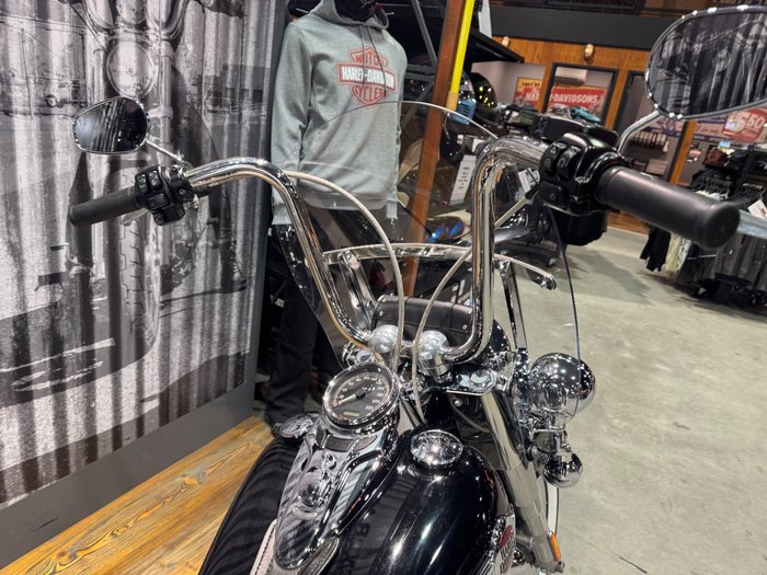 2016 Harley-davidson FLSTC HERITAGE SOFTAIL CLASSIC Black
