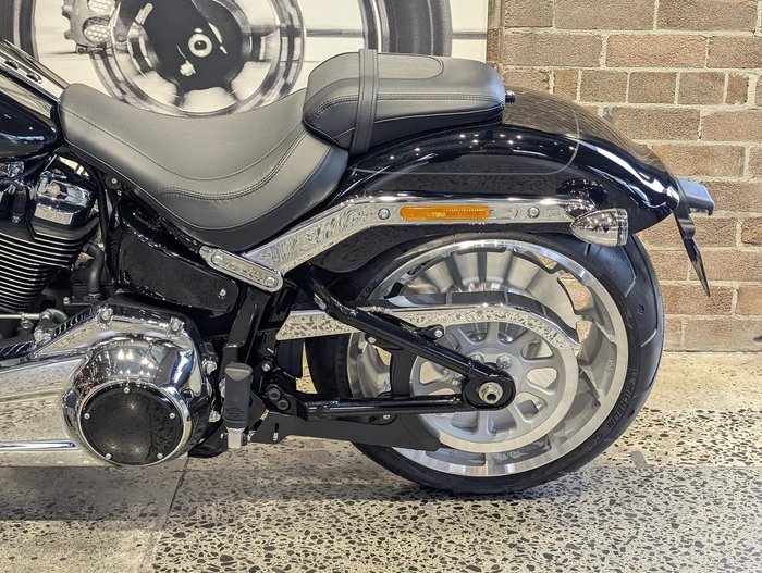 2025 Harley-Davidson Fat Boy 117 (FLFB) Softail Black