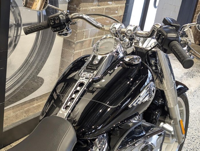 2025 Harley-Davidson Fat Boy 117 (FLFB) Softail Black