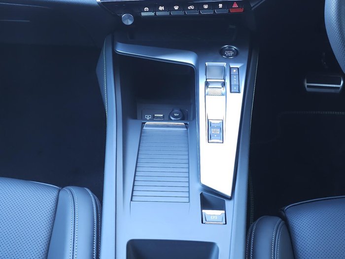 2024 Peugeot 408 GT Plug-In Hybrid