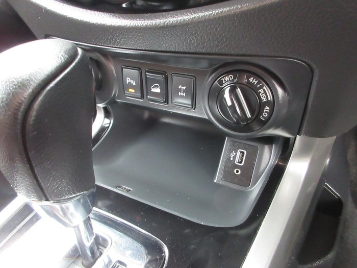2019 Nissan Navara N-TREK
